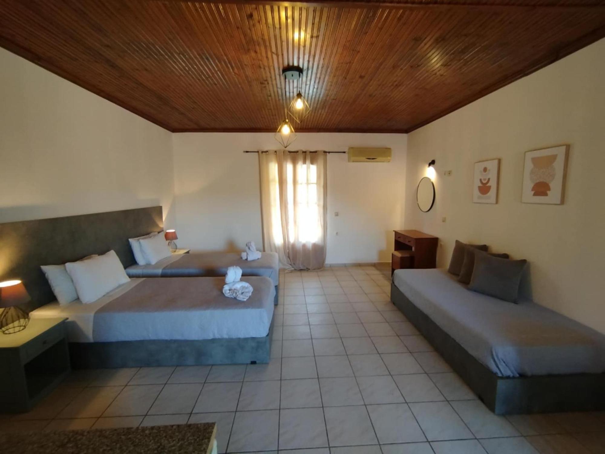 Alex Katerina Apartments Peroulades  Bagian luar foto