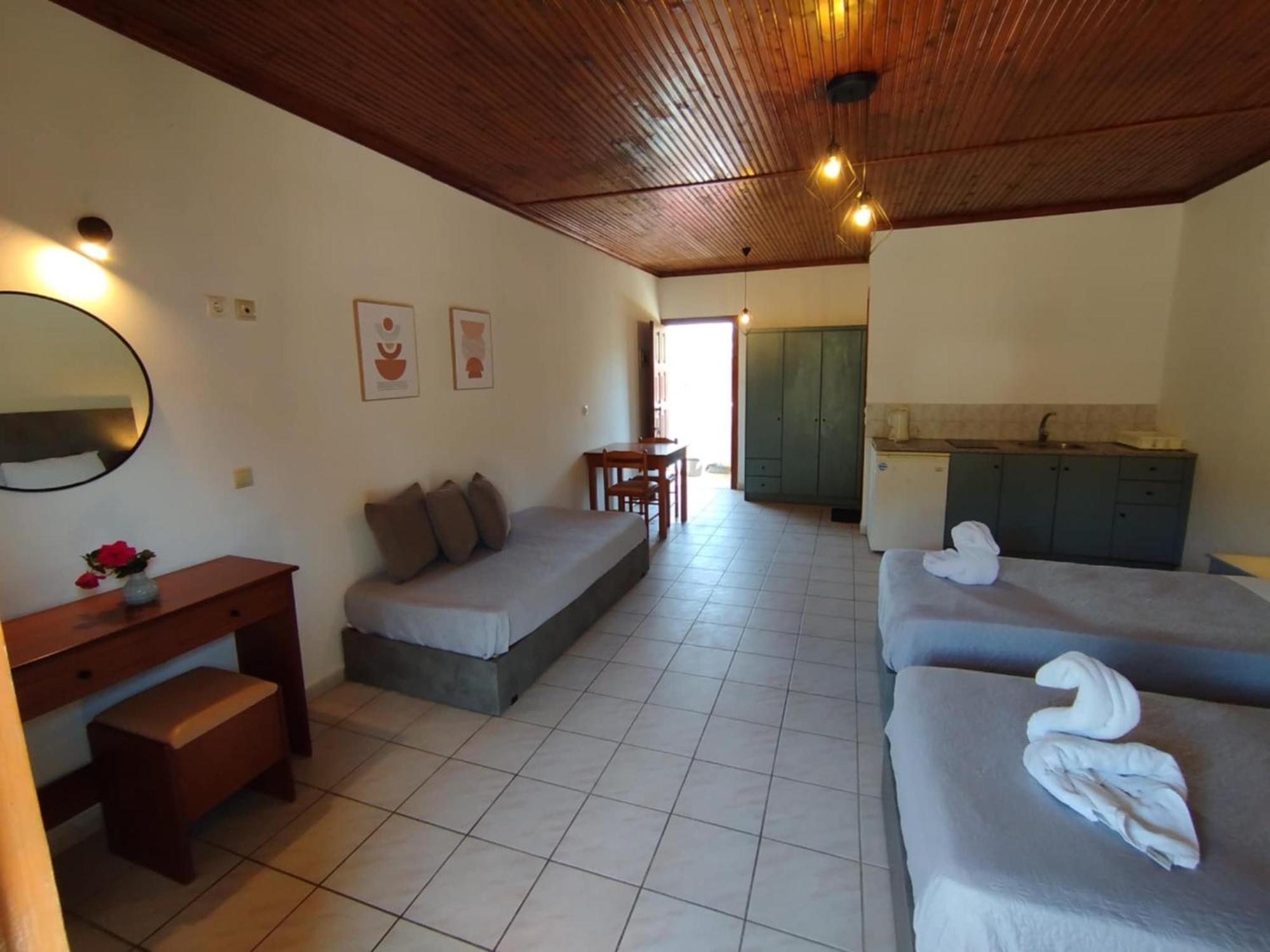 Alex Katerina Apartments Peroulades  Bagian luar foto