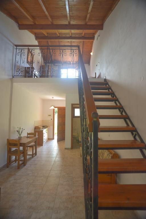 Alex Katerina Apartments Peroulades  Bagian luar foto